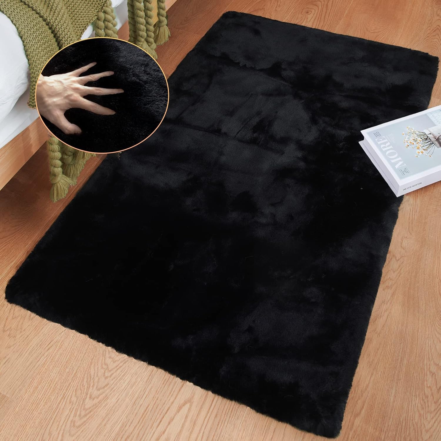 ORINOVA Fluffy Rug Black Bedroom Living Room Fur Rug 60 x 90 cm Faux Fur Rug Soft Small Washable Black Carpet Rug Rectangular